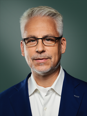 Mario Bischoff, Direktor